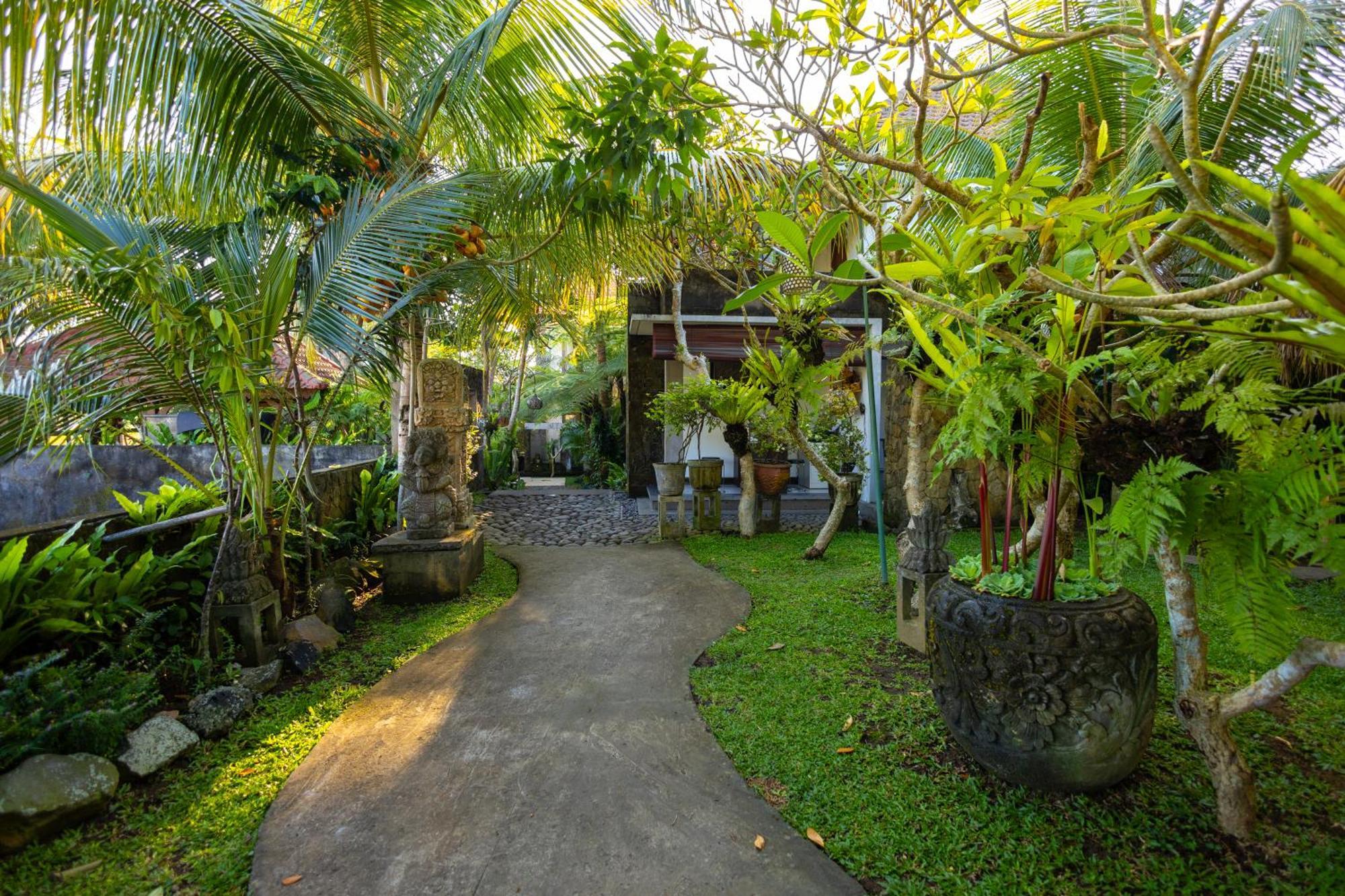 Prabhu Ubud Villa Extérieur photo